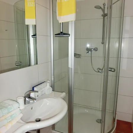 Posthof מלון 3*